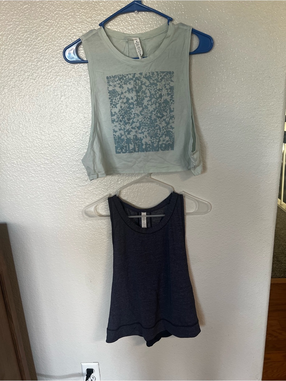 Lululemon Muscle Tee Bundle